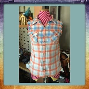 Summer Sleeveless Plaid Button Up Top